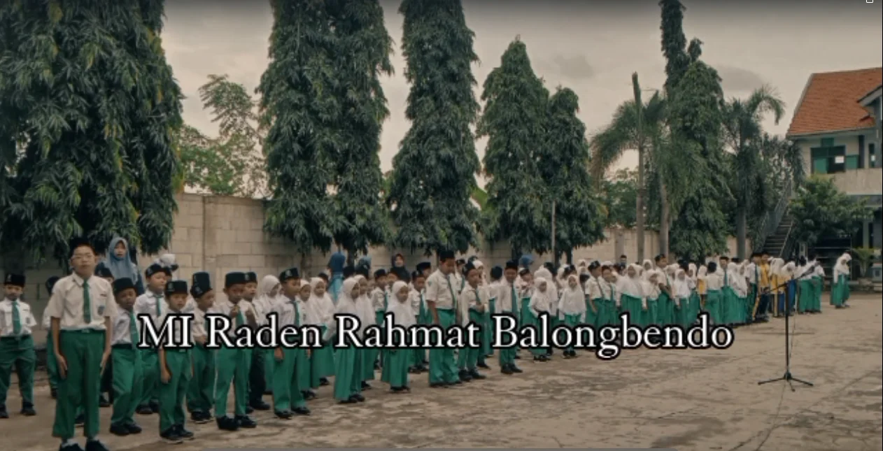 Siswa-siswi MI Raden Rahmat Balongbendo